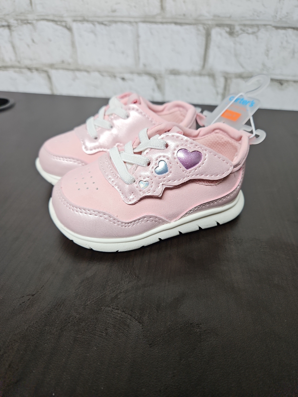 Carter's Baby Sneakers Pink With Multi Color Hearts Size 4 NWT Elastic Laces